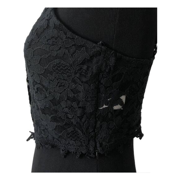 Paper Crane Black Lace Crop Top Front Gold Buttons Size Small - Picture 4 of 6